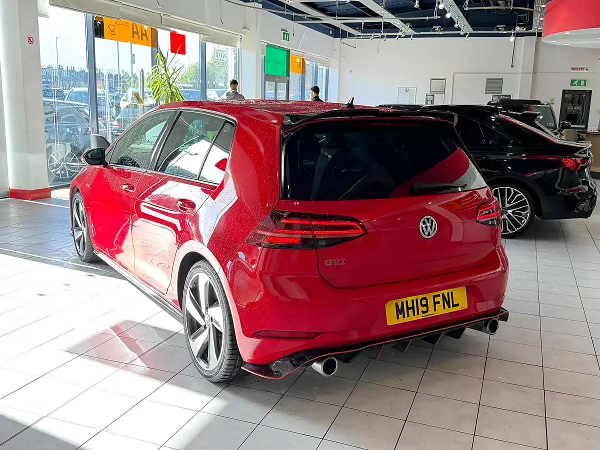 Used 2019 Volkswagen Golf GTI Performance Red - Interior and Exterior details 6