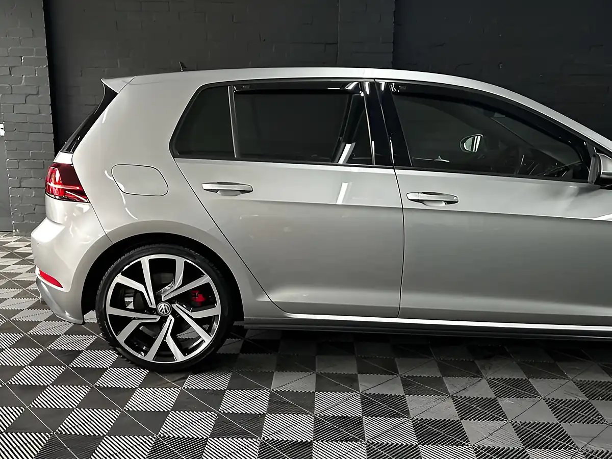 Used 2019 Volkswagen Golf GTI Performance Silver - Interior and Exterior details 17