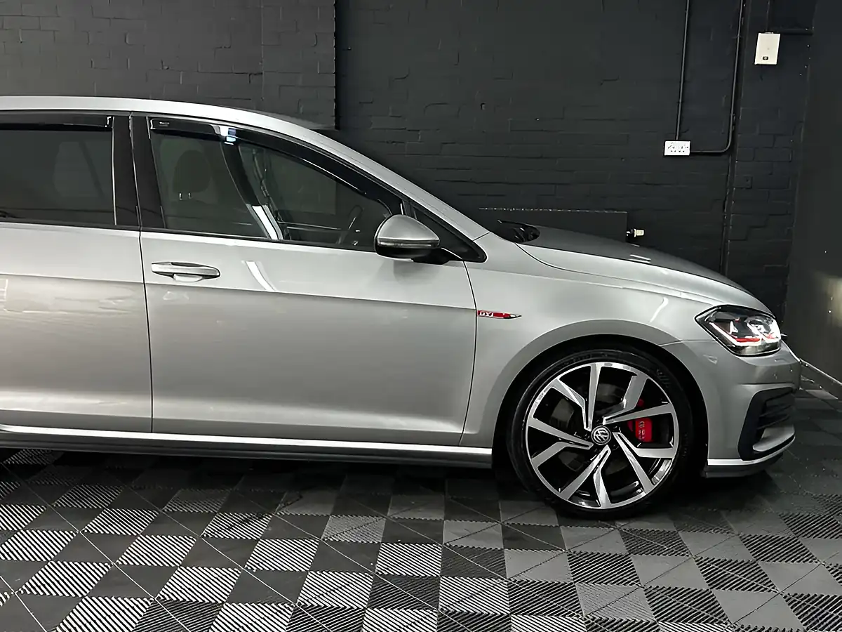 Used 2019 Volkswagen Golf GTI Performance Silver - Interior and Exterior details 18