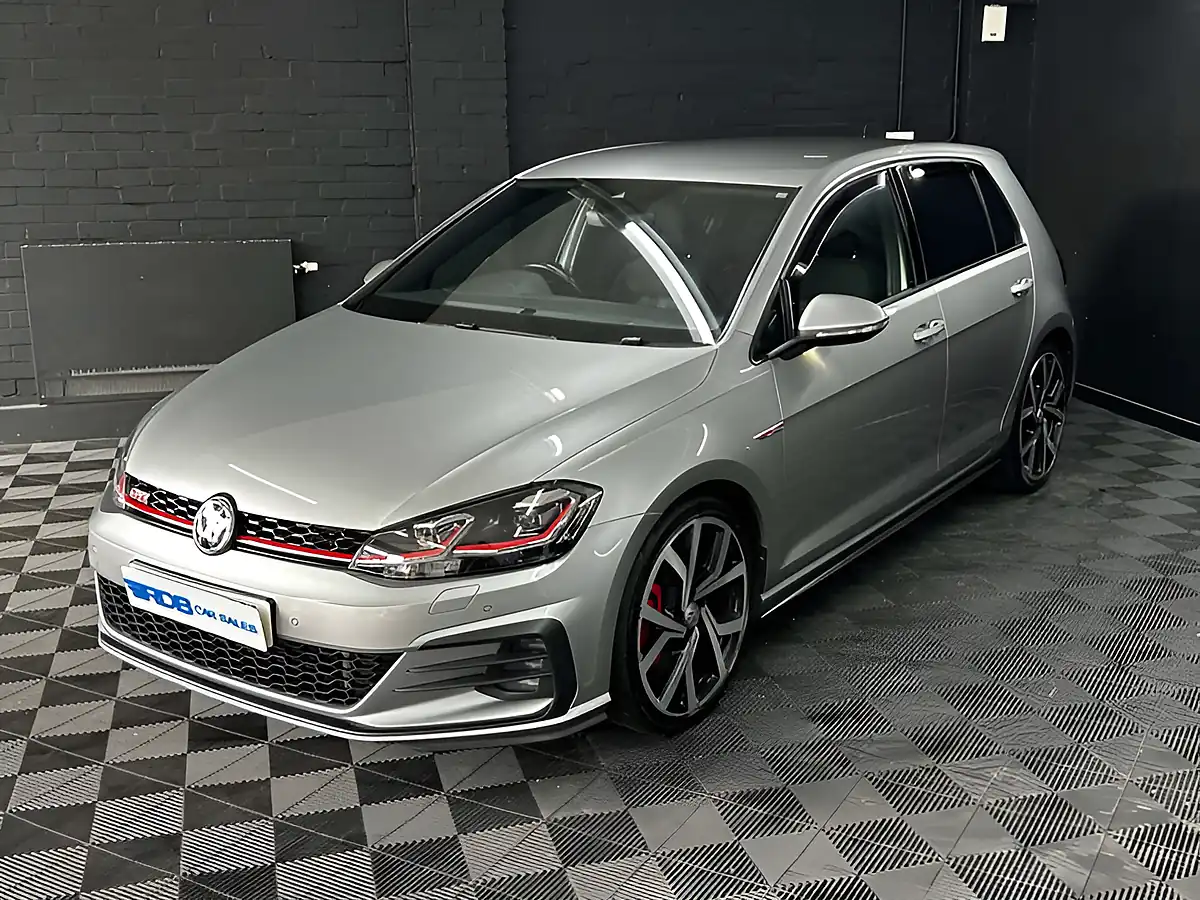 Used 2019 Volkswagen Golf GTI Performance Silver - Interior and Exterior details 4
