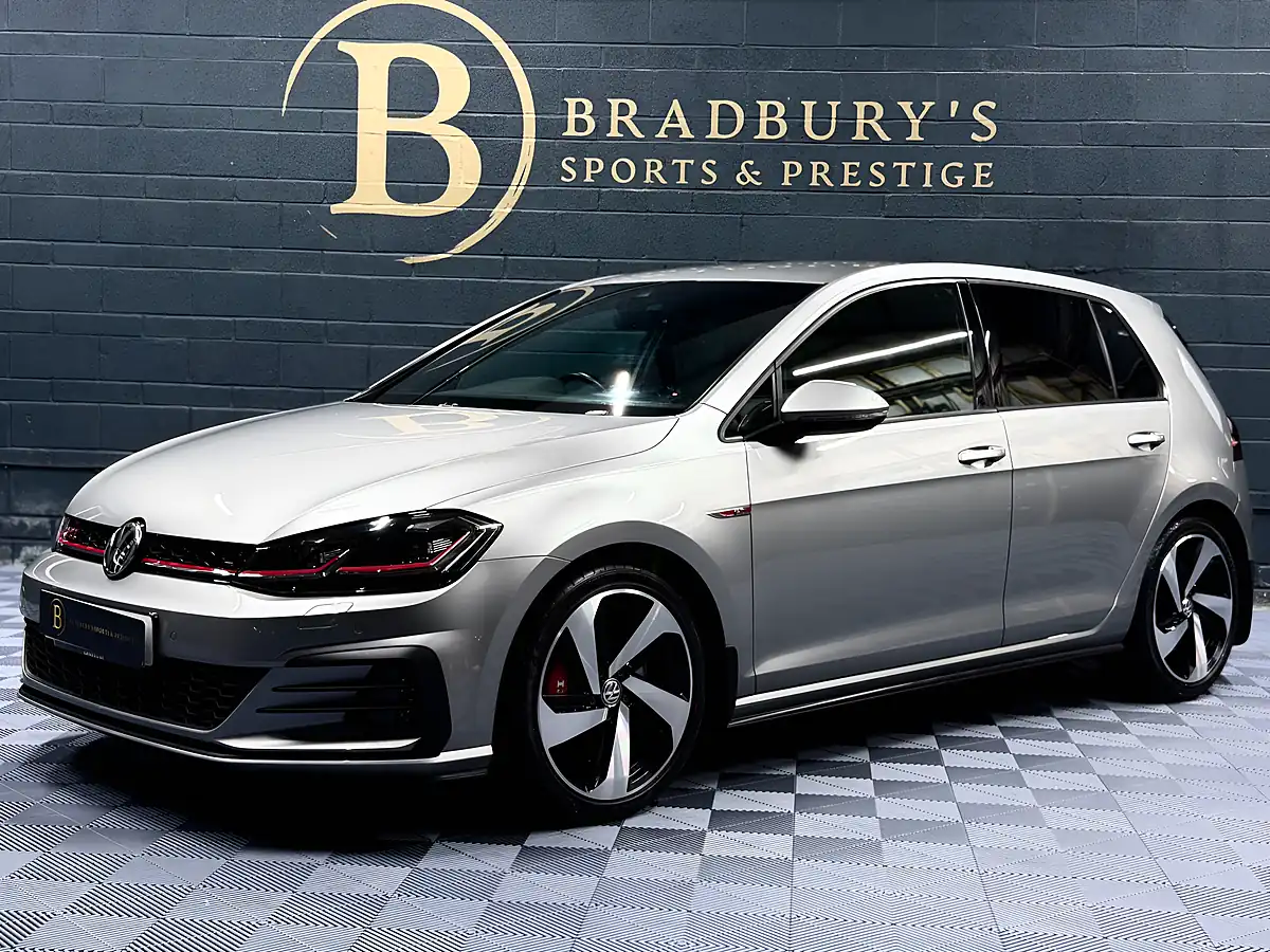 Used 2019 Volkswagen Golf GTI Performance Silver - Interior and Exterior details 10