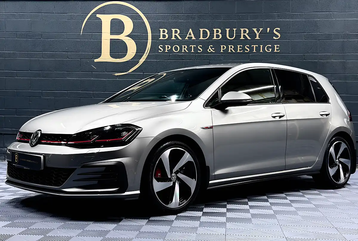 Used 2019 Volkswagen Golf GTI Performance Silver - Interior and Exterior details 2