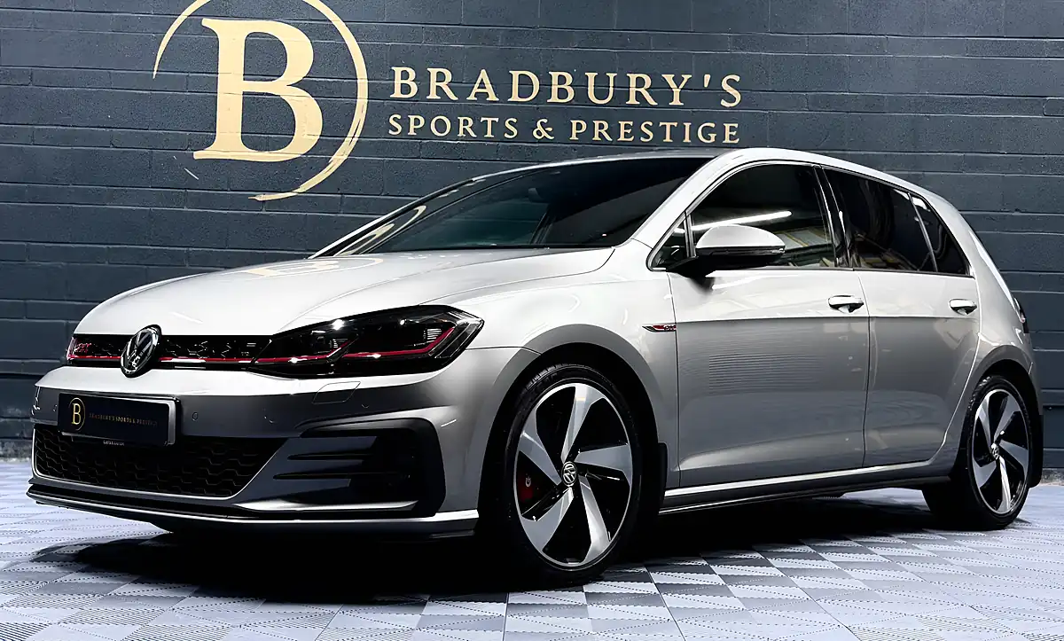 Used 2019 Volkswagen Golf GTI Performance Silver - Interior and Exterior details 3