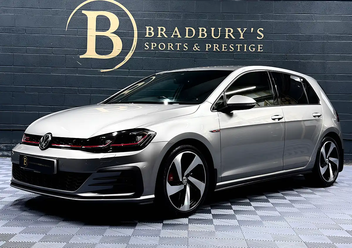 Used 2019 Volkswagen Golf GTI Performance Silver - Interior and Exterior details 5