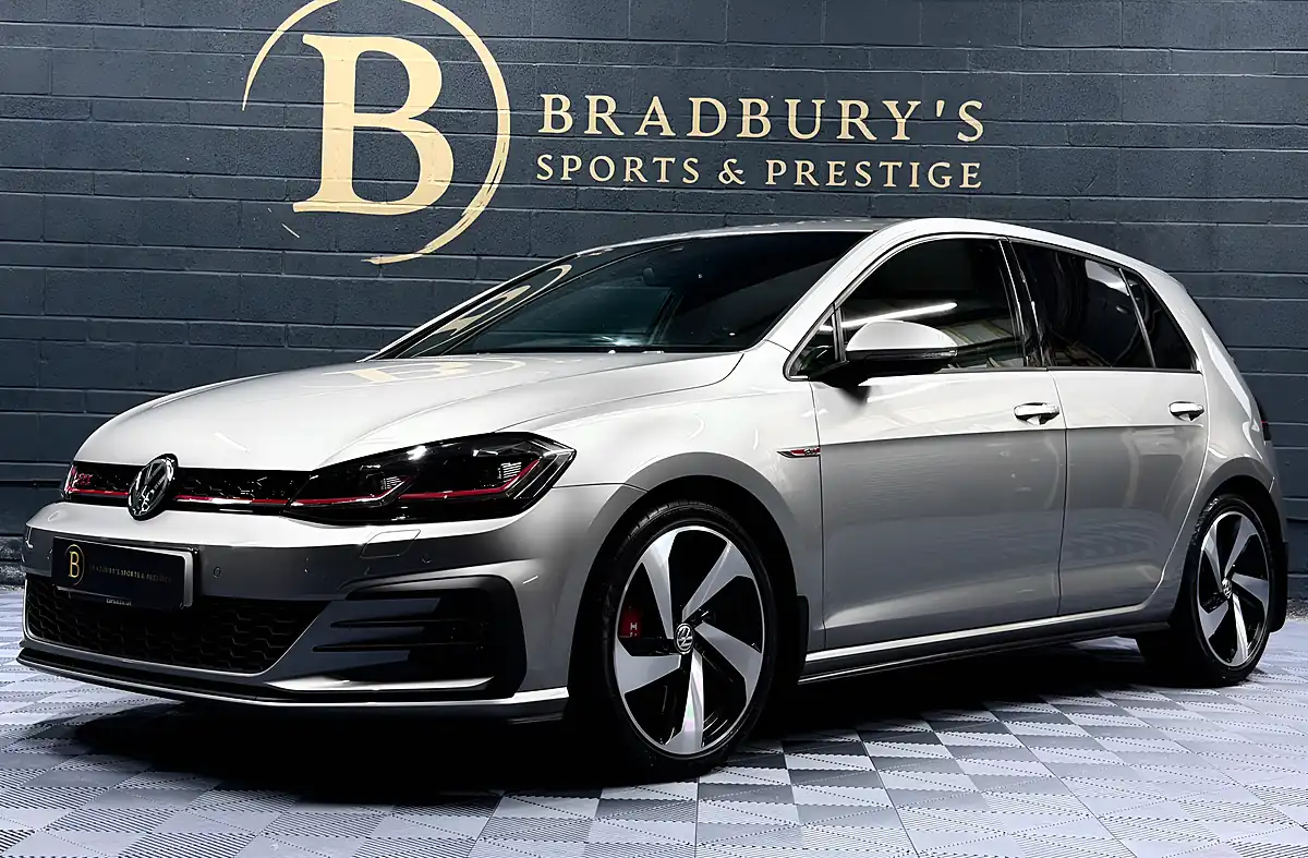 Used 2019 Volkswagen Golf GTI Performance Silver - Interior and Exterior details 6