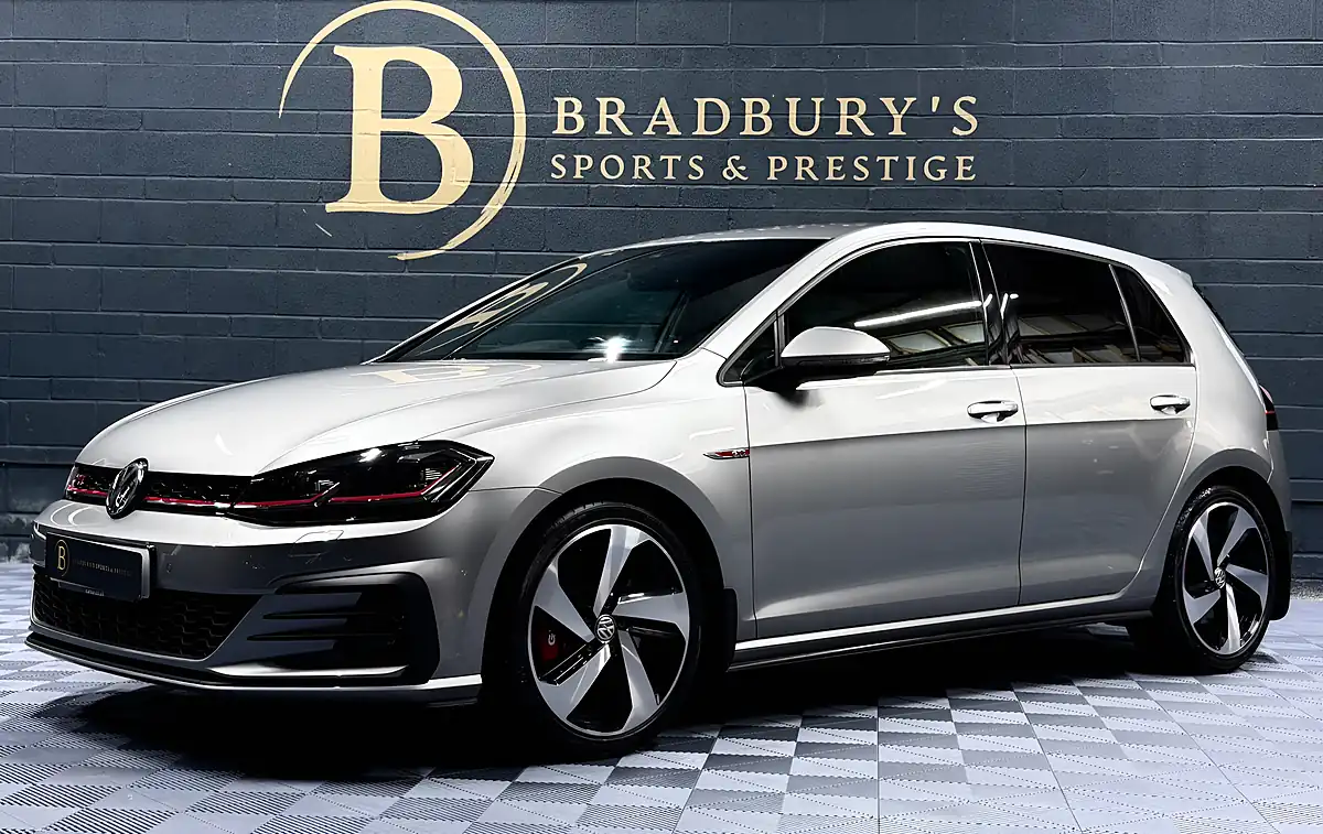 Used 2019 Volkswagen Golf GTI Performance Silver - Interior and Exterior details 7