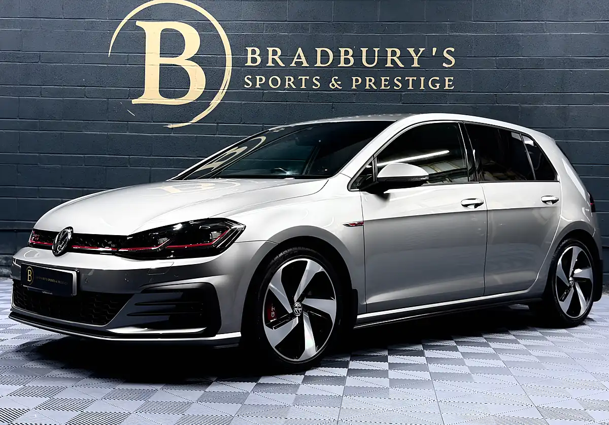 Used 2019 Volkswagen Golf GTI Performance Silver - Interior and Exterior details 9