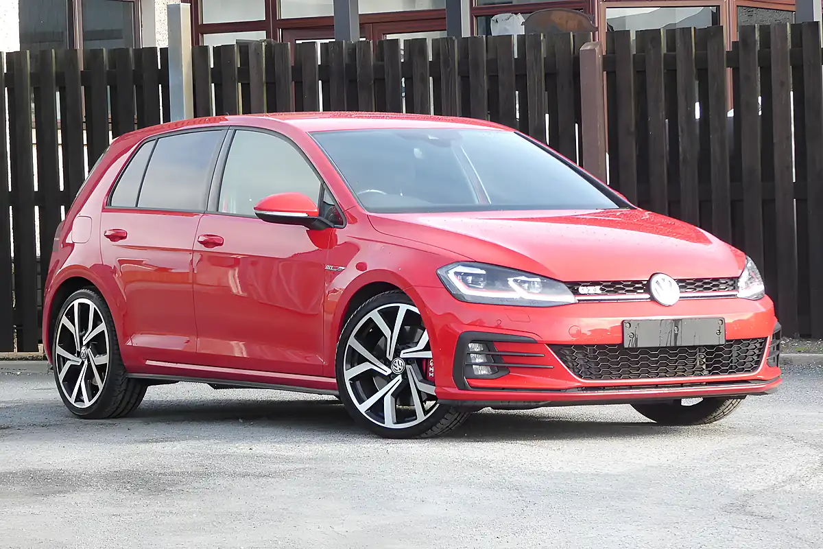 Used 2019 Volkswagen Golf GTI Performance Tornado Red - Front View