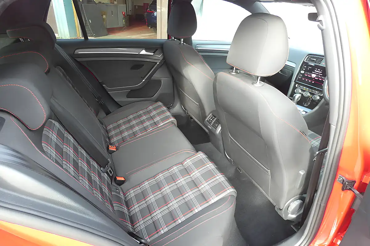 Used 2019 Volkswagen Golf GTI Performance Tornado Red - Interior and Exterior details 12