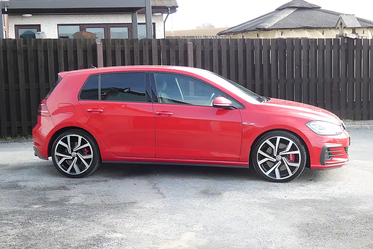 Used 2019 Volkswagen Golf GTI Performance Tornado Red - Interior and Exterior details 2