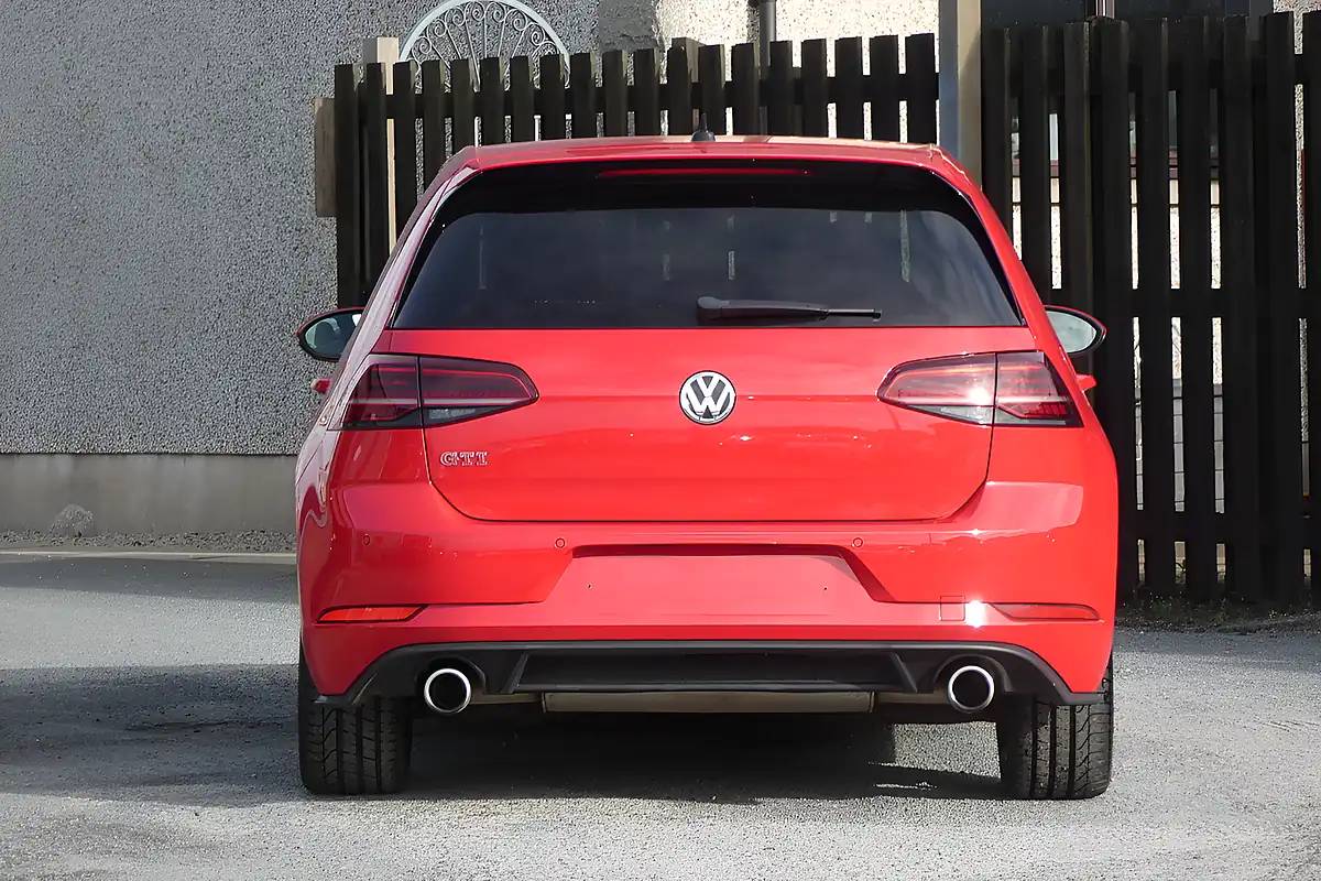 Used 2019 Volkswagen Golf GTI Performance Tornado Red - Interior and Exterior details 3