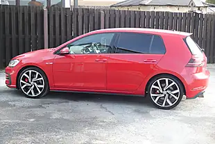 Used 2019 Volkswagen Golf GTI Performance Tornado Red - Interior and Exterior details 5