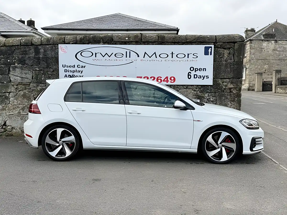 Used 2019 Volkswagen Golf GTI Performance White - Interior and Exterior details 3