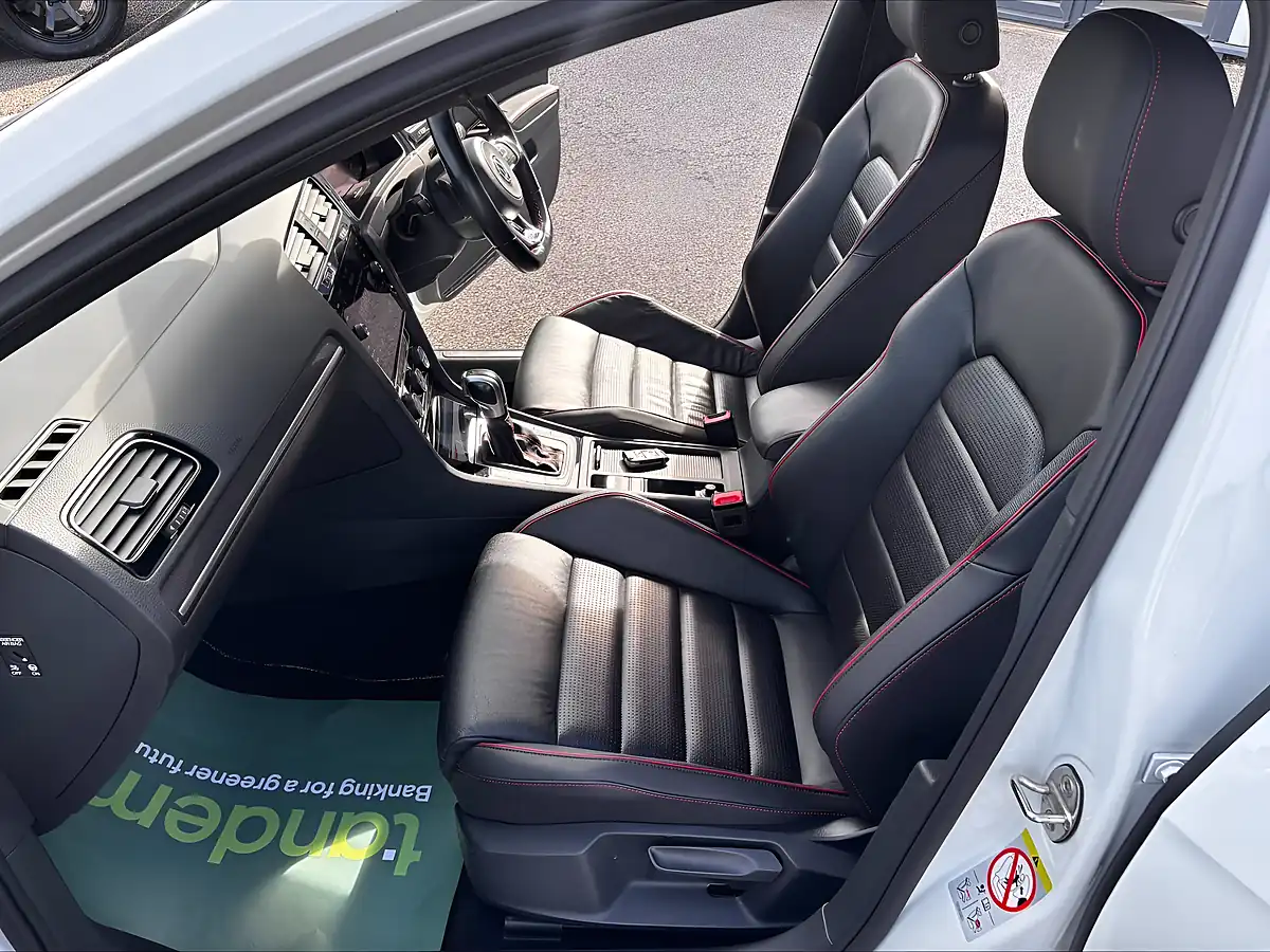 Used 2019 Volkswagen Golf GTI Performance White - Interior and Exterior details 16