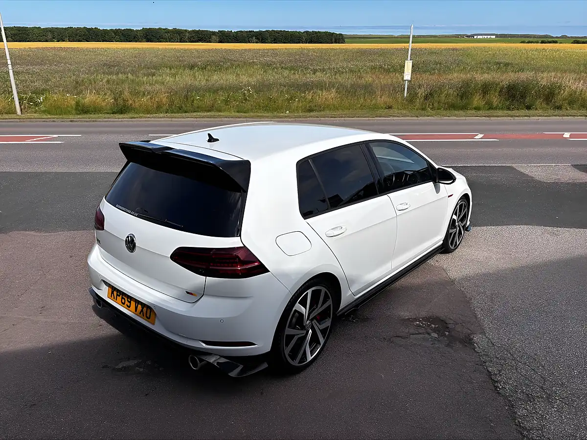 Used 2019 Volkswagen Golf GTI Performance White - Interior and Exterior details 7