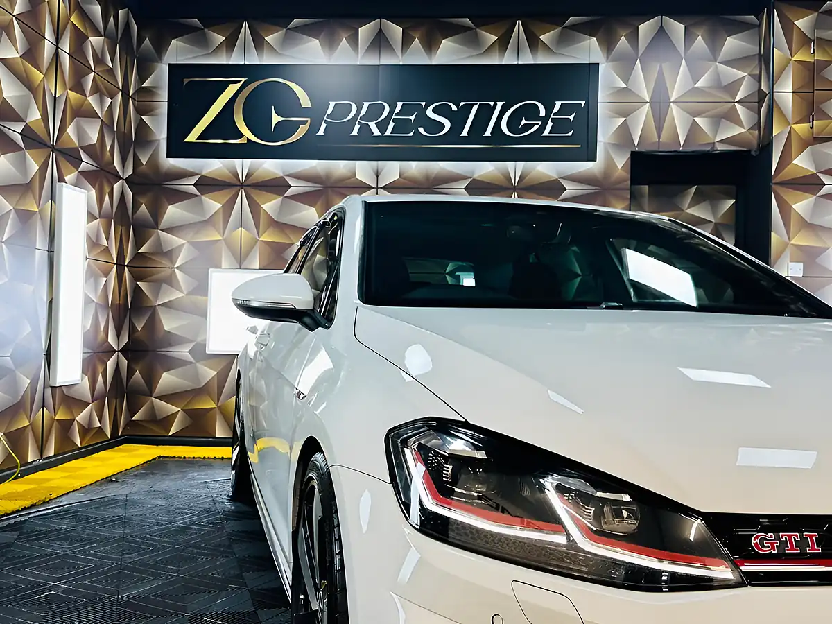 Used 2019 Volkswagen Golf GTI Performance White - Interior and Exterior details 15
