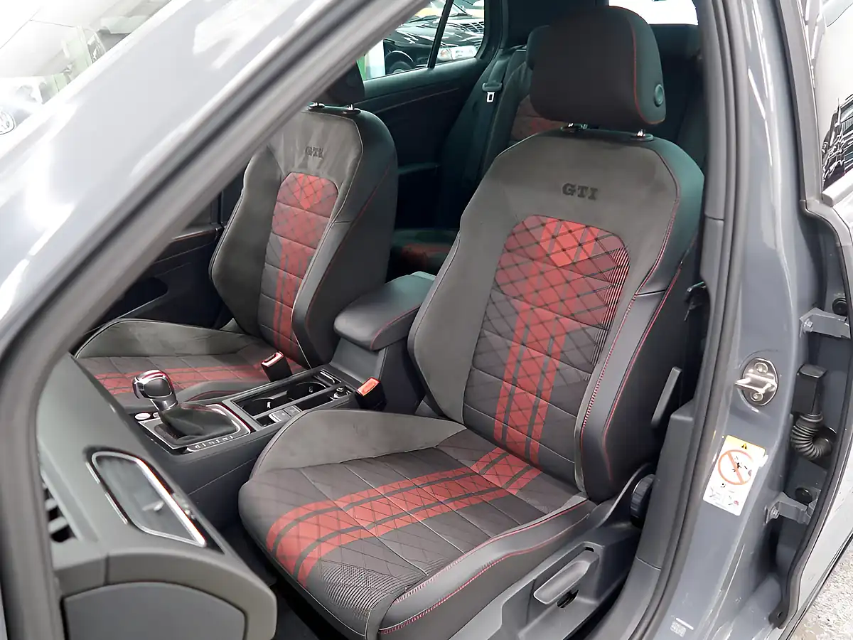 Used 2019 Volkswagen Golf GTI Tcr Grey - Interior and Exterior details 15