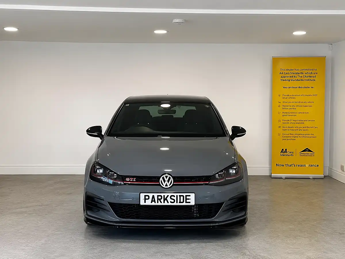 Used 2019 Volkswagen Golf GTI Tcr Nardo Grey - Interior and Exterior details 4