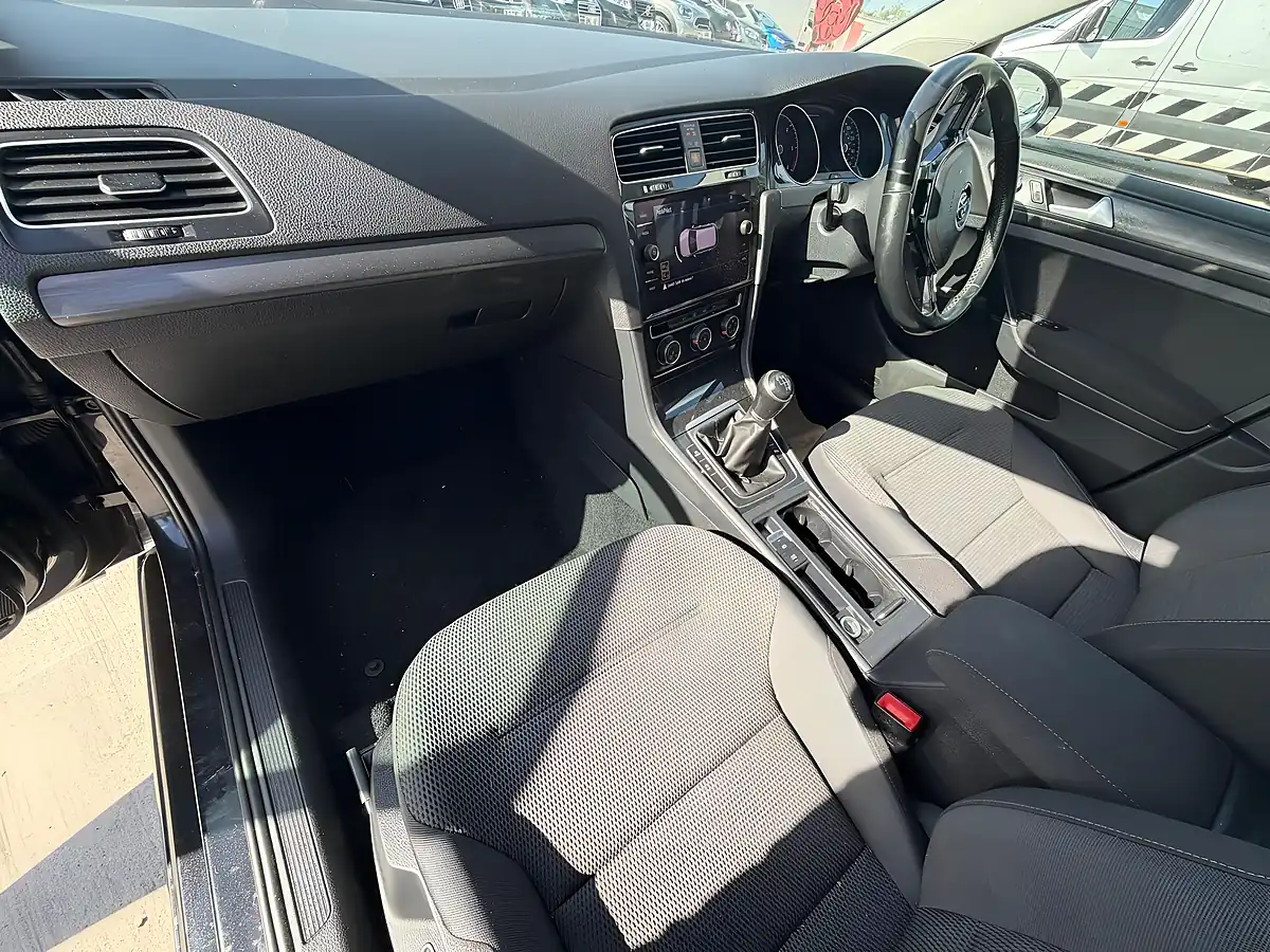 Used 2019 Volkswagen Golf Match Black - Interior and Exterior details 12