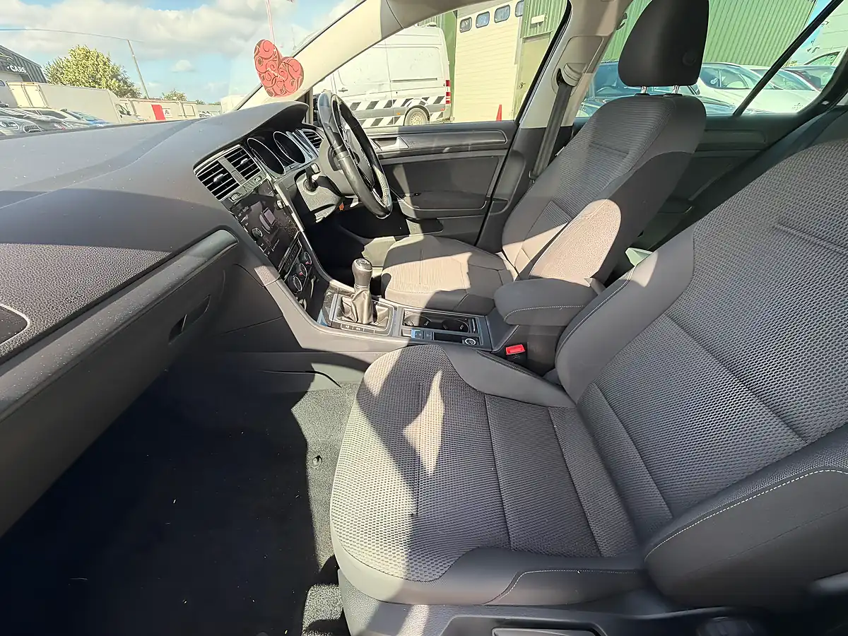 Used 2019 Volkswagen Golf Match Black - Interior and Exterior details 19