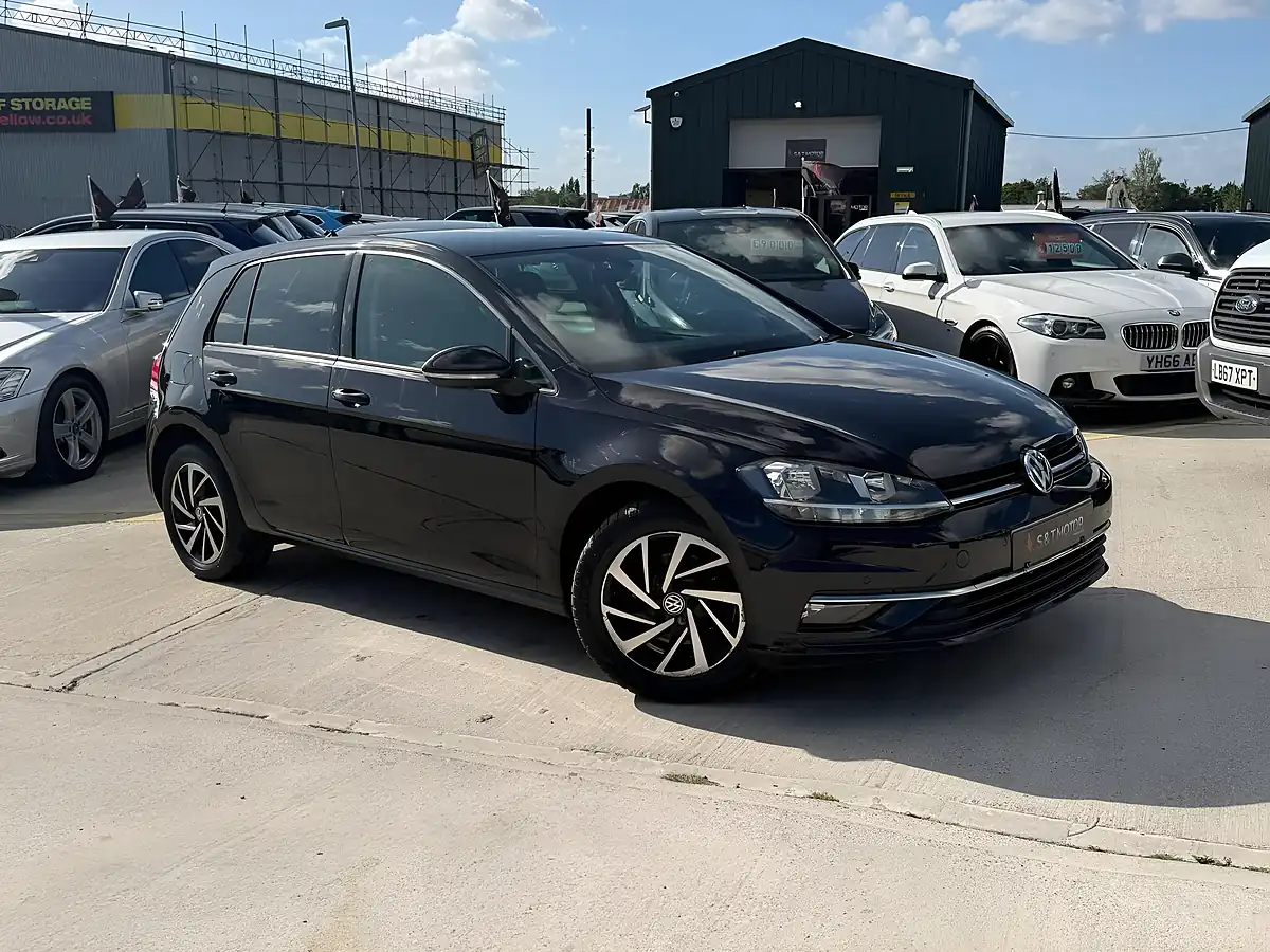 Used 2019 Volkswagen Golf Match Black - Interior and Exterior details 2