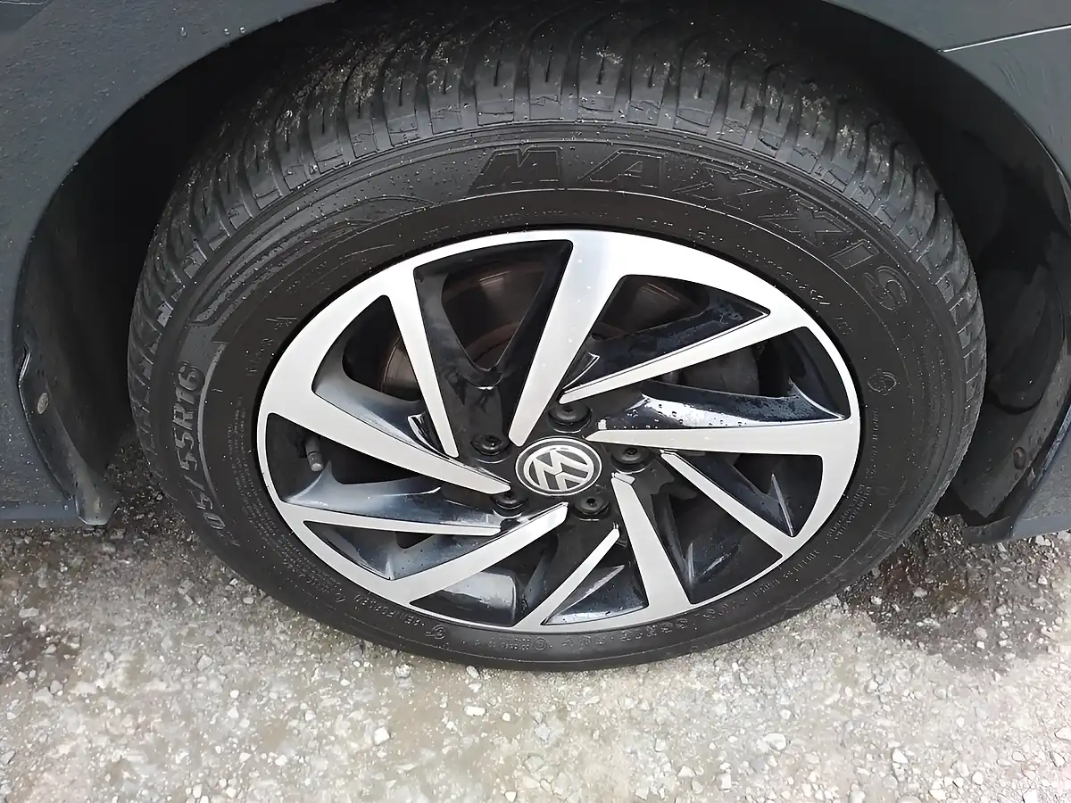 Used 2019 Volkswagen Golf Match Edition Grey - Interior and Exterior details 10