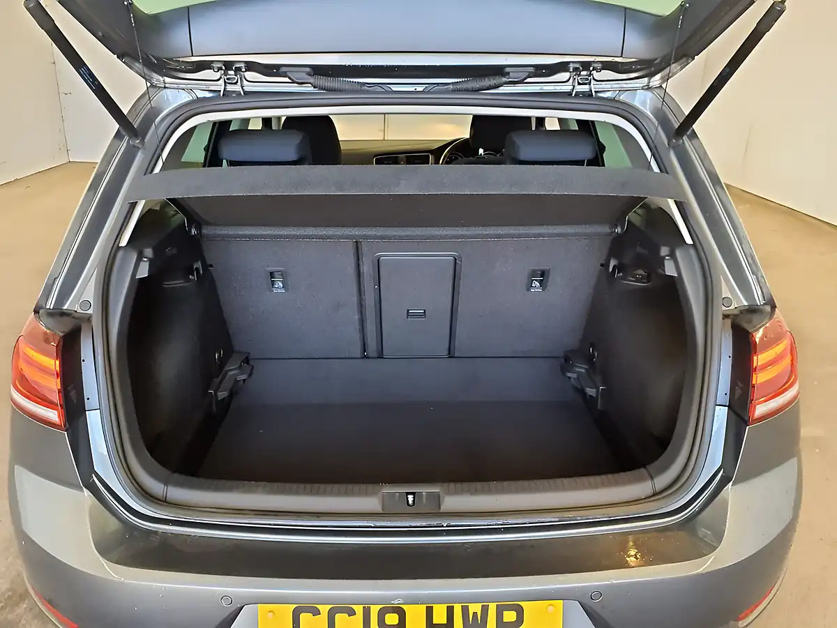 Used 2019 Volkswagen Golf Match Edition Grey - Interior and Exterior details 7