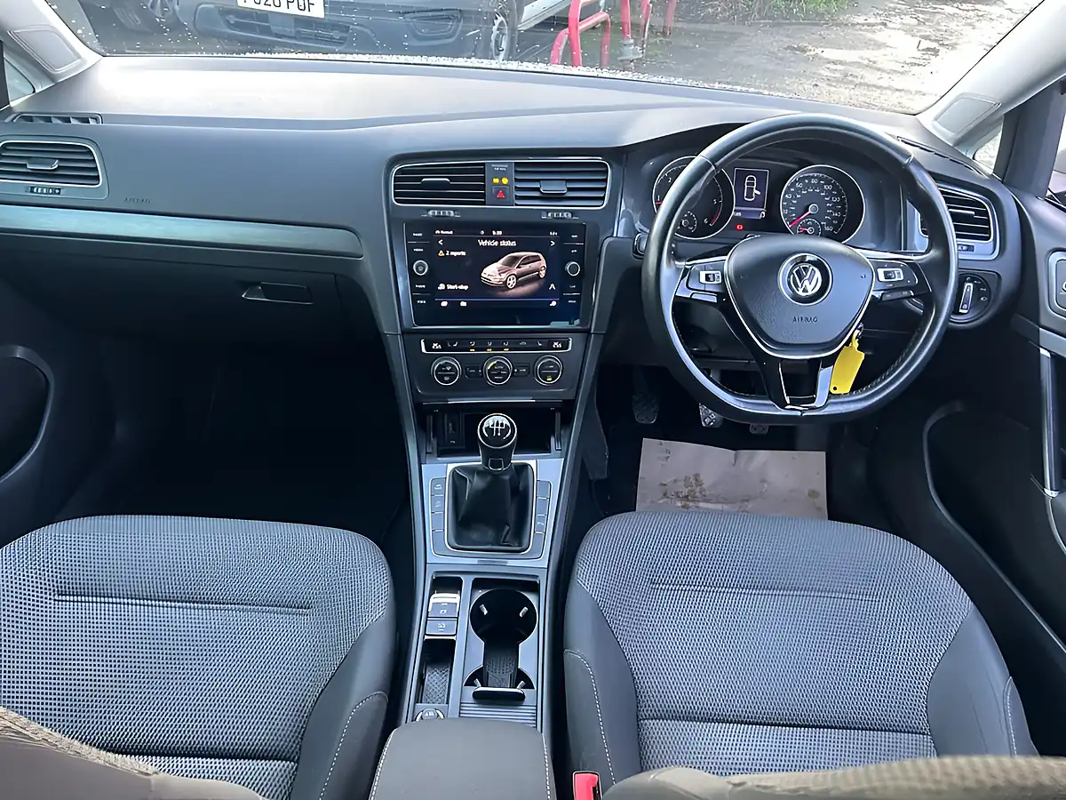 Used 2019 Volkswagen Golf Match Edition Silver - Interior and Exterior details 6
