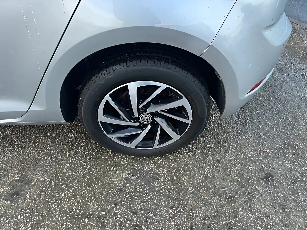 Used 2019 Volkswagen Golf Match Edition Silver - Interior and Exterior details 8
