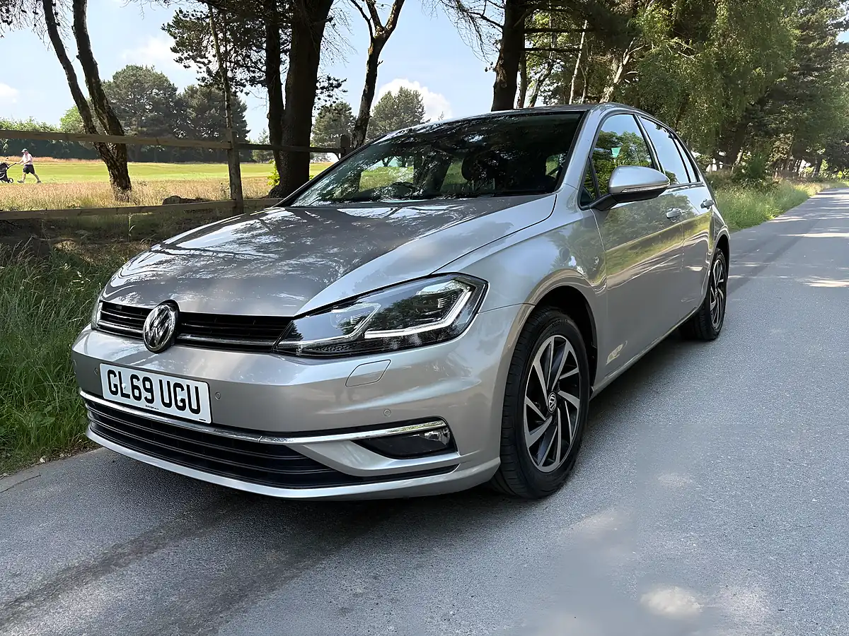 Used 2019 Volkswagen Golf Match Edition Silver - Interior and Exterior details 10