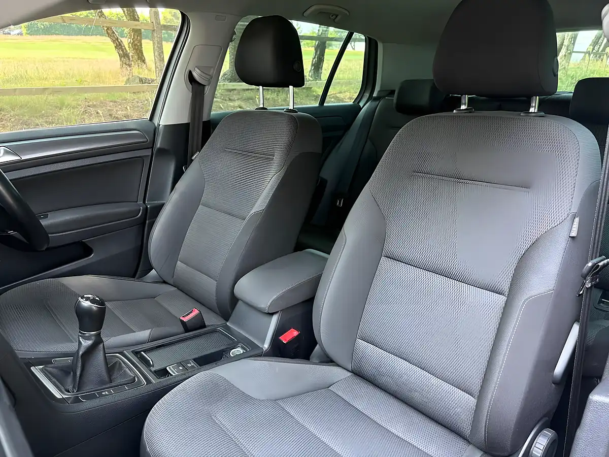Used 2019 Volkswagen Golf Match Edition Silver - Interior and Exterior details 15