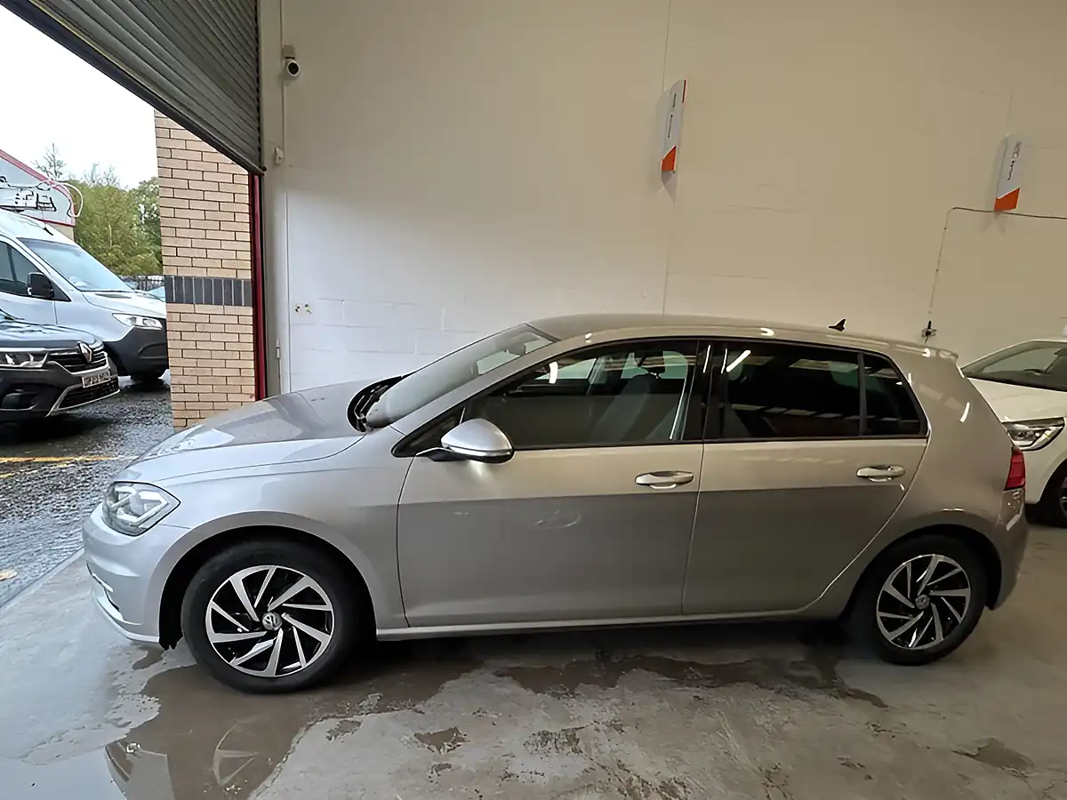 Used 2019 Volkswagen Golf Match Edition Silver - Interior and Exterior details 10