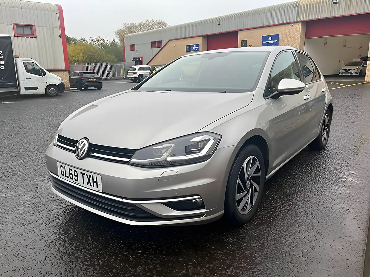 Used 2019 Volkswagen Golf Match Edition Silver - Interior and Exterior details 5