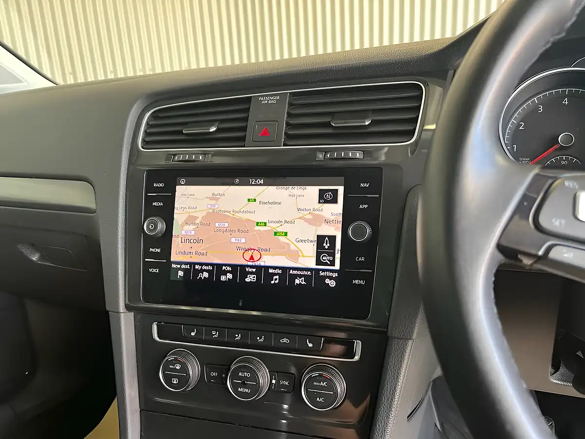 Used 2019 Volkswagen Golf Match Edition Tornado Red - Interior and Exterior details 13