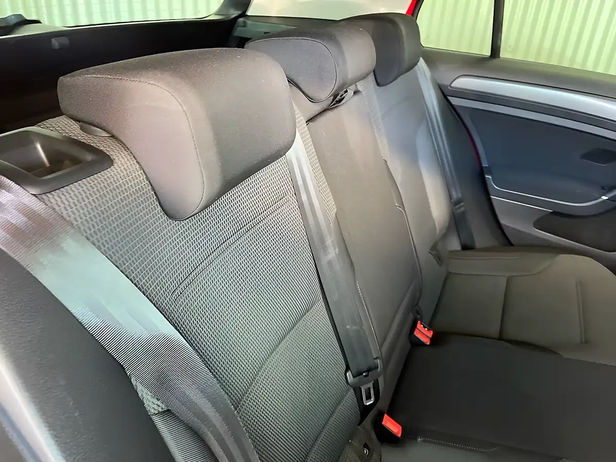 Used 2019 Volkswagen Golf Match Edition Tornado Red - Interior and Exterior details 17