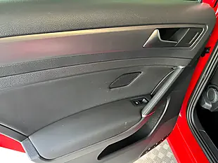 Used 2019 Volkswagen Golf Match Edition Tornado Red - Interior and Exterior details 18
