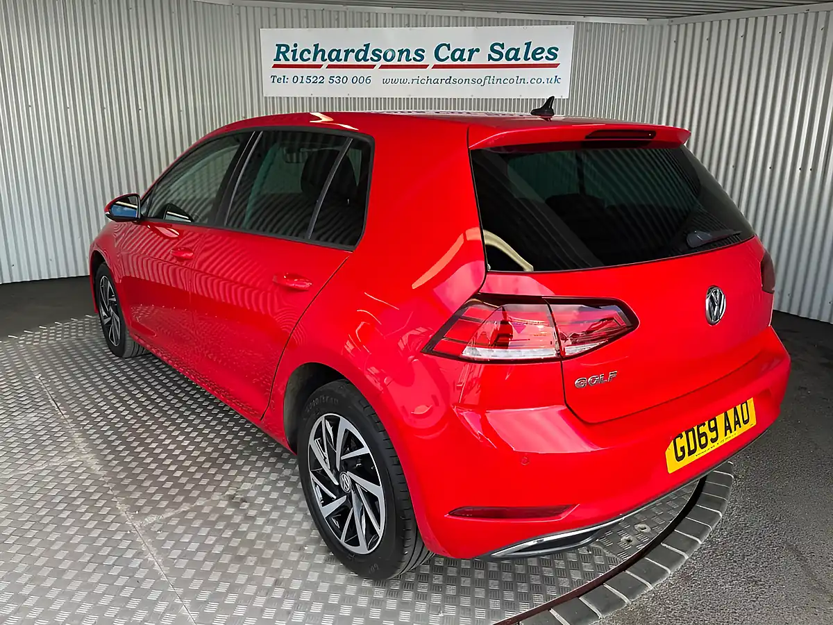 Used 2019 Volkswagen Golf Match Edition Tornado Red - Interior and Exterior details 4