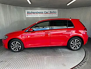 Used 2019 Volkswagen Golf Match Edition Tornado Red - Interior and Exterior details 5