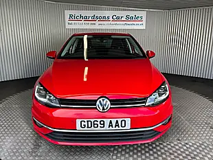 Used 2019 Volkswagen Golf Match Edition Tornado Red - Interior and Exterior details 7