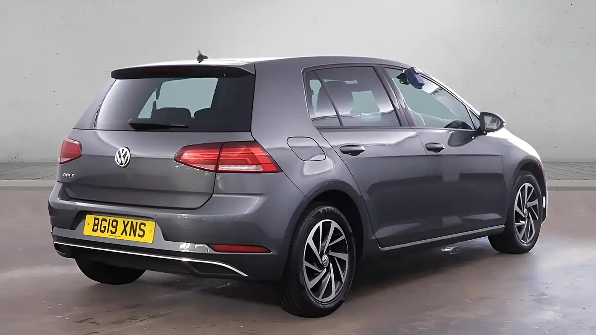 Used 2019 Volkswagen Golf Match Grey - Interior and Exterior details 2