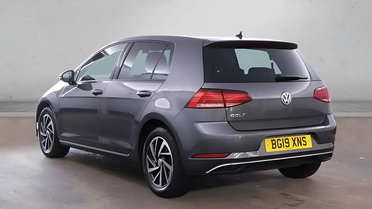 Used 2019 Volkswagen Golf Match Grey - Interior and Exterior details 3