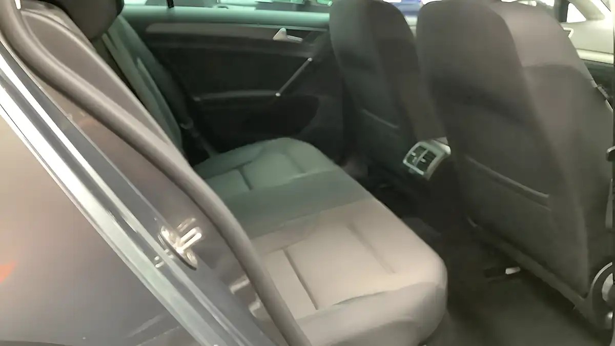 Used 2019 Volkswagen Golf Match Grey - Interior and Exterior details 8