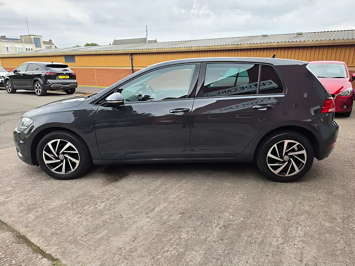 Used 2019 Volkswagen Golf Match Grey - Interior and Exterior details 13