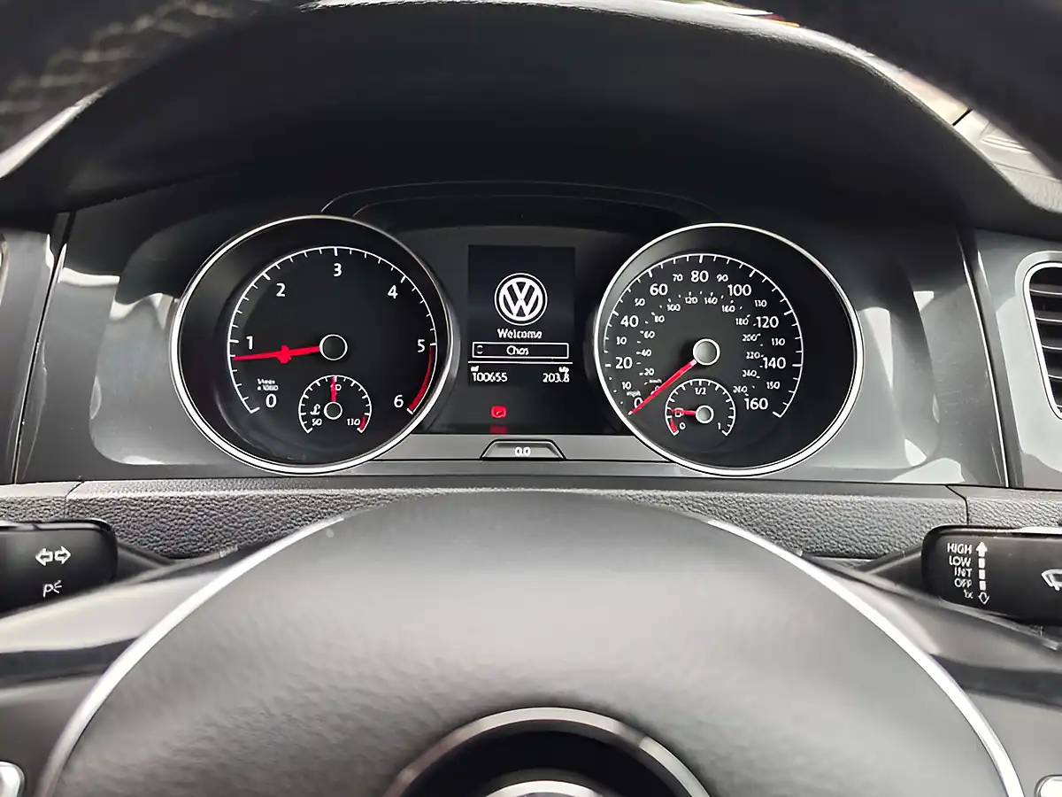 Used 2019 Volkswagen Golf Match Grey - Interior and Exterior details 19