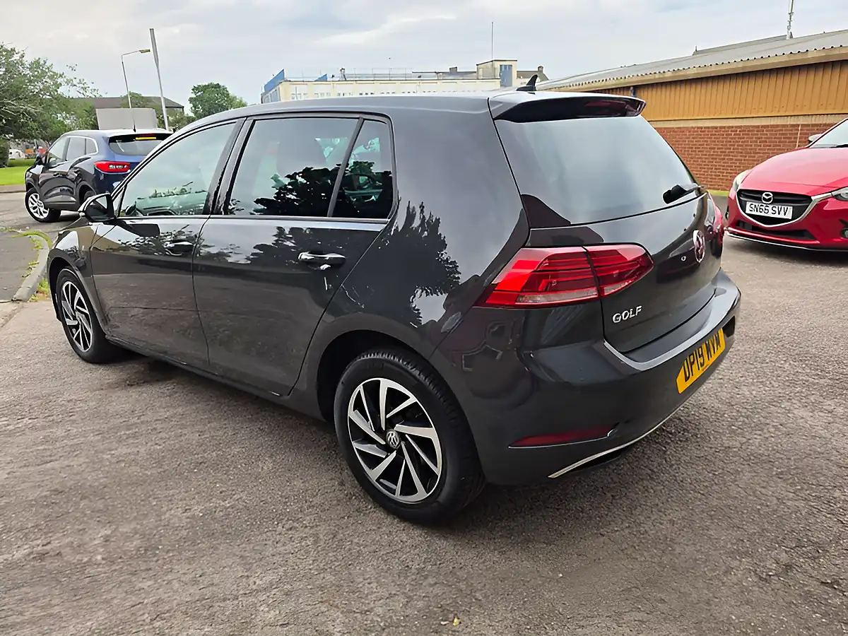 Used 2019 Volkswagen Golf Match Grey - Interior and Exterior details 8