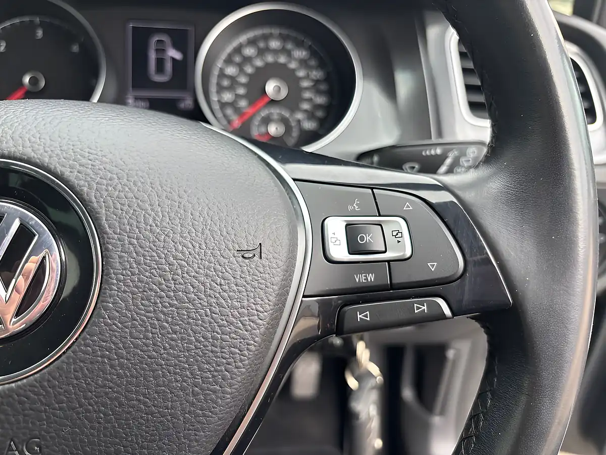 Used 2019 Volkswagen Golf Match Grey - Interior and Exterior details 17