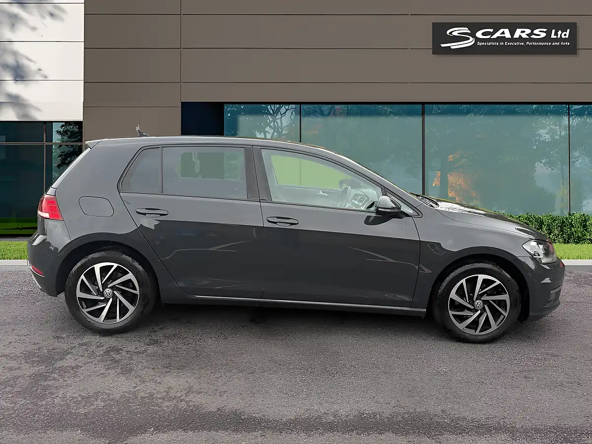 Used 2019 Volkswagen Golf Match Grey - Interior and Exterior details 2