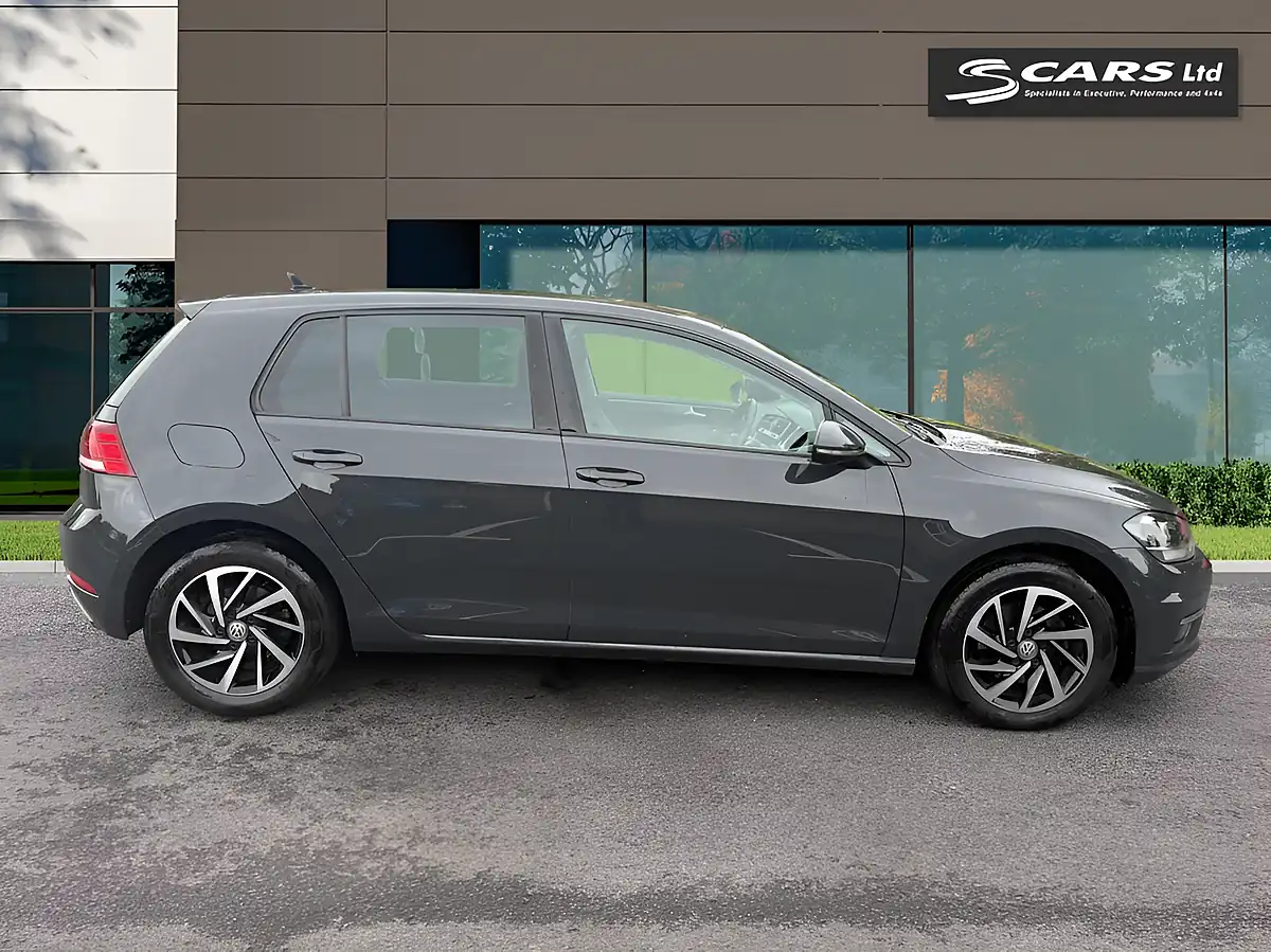 Used 2019 Volkswagen Golf Match Grey - Interior and Exterior details 8