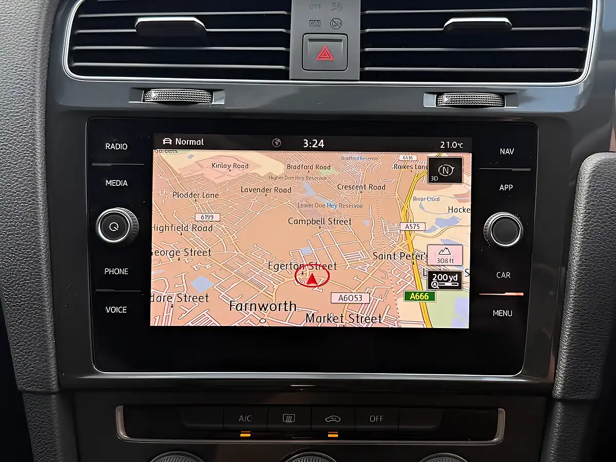 Used 2019 Volkswagen Golf Match Grey - Interior and Exterior details 17