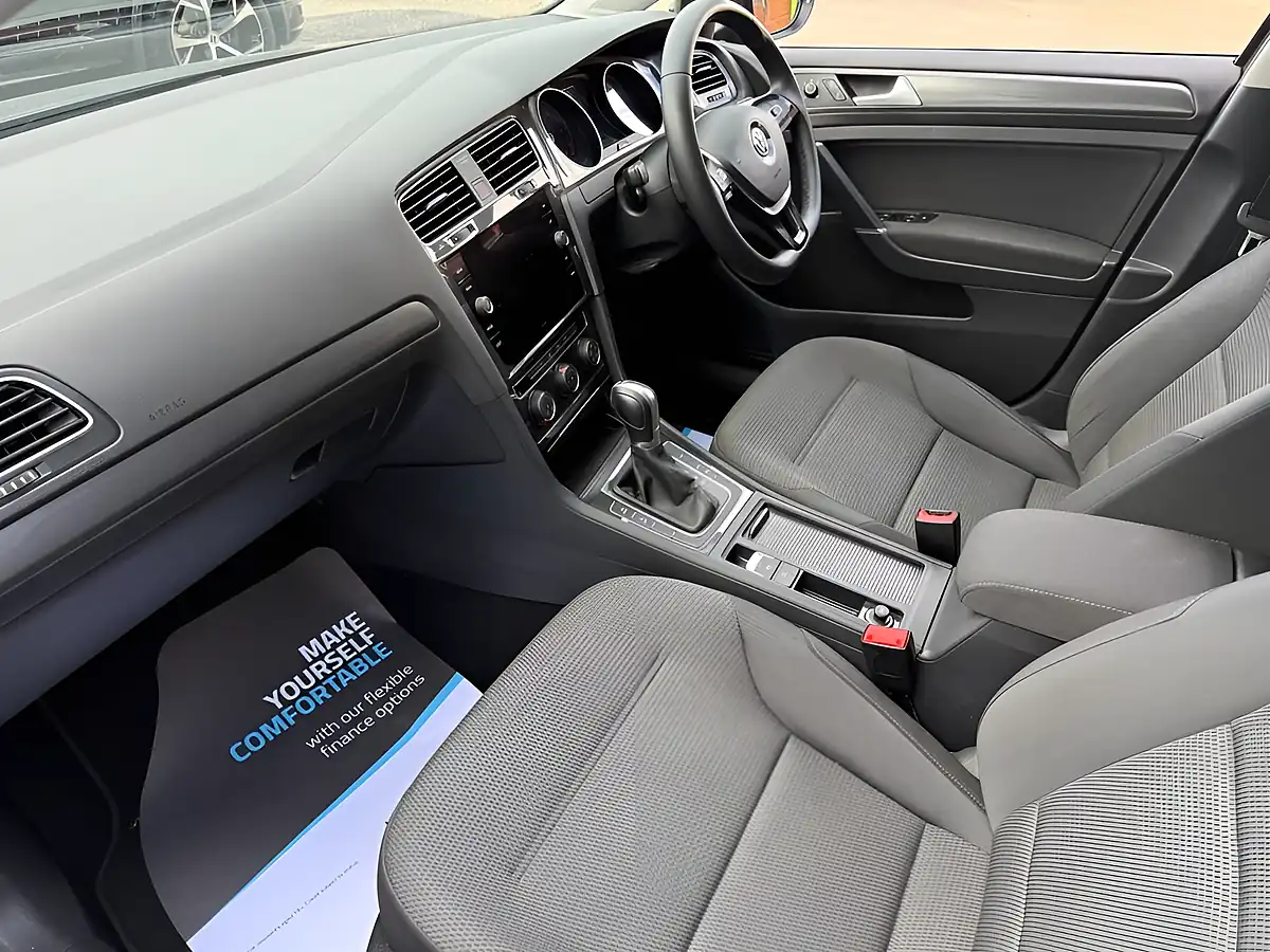 Used 2019 Volkswagen Golf Match Grey - Interior and Exterior details 2